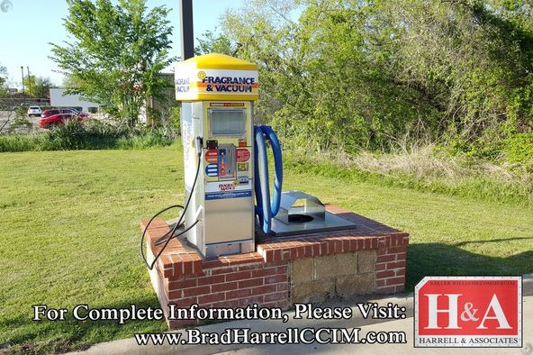 Rocket Carwash: 100 Baker Ln, Robinson, TX 76706